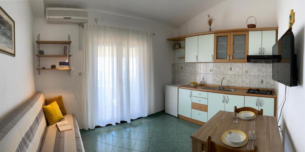 The Ana Apartments Komiža المظهر الخارجي الصورة