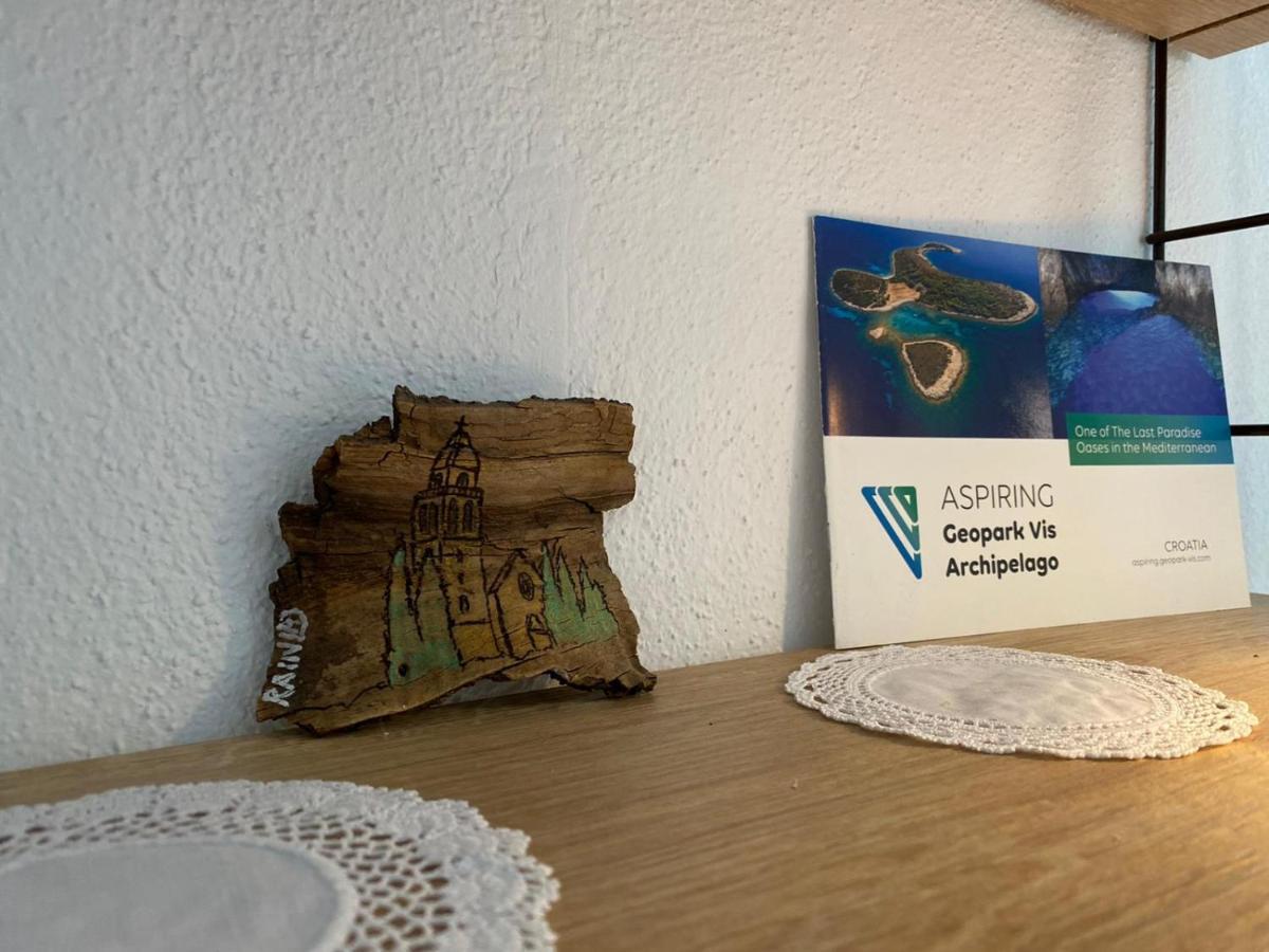 The Ana Apartments Komiža المظهر الخارجي الصورة