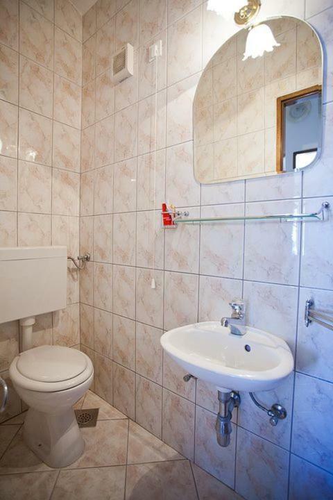 The Ana Apartments Komiža المظهر الخارجي الصورة